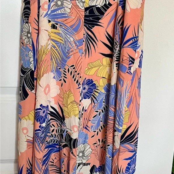 🎉🎉Sanctuary Floral Maxi Dress in Multicolors. The perfect Summer vibes dress🌻🌷🌸 - Picture 10 of 13